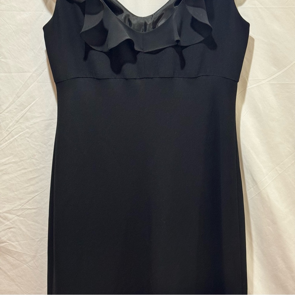 Jones Wear Black Ruffle-Trim V-Neck Midi Dress - Picture 6 of 16